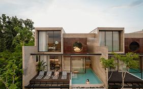 ครอส ริเวอร์แคว (ชื่อเดิม X2 ริเวอร์แคว) (SHA Plus+)